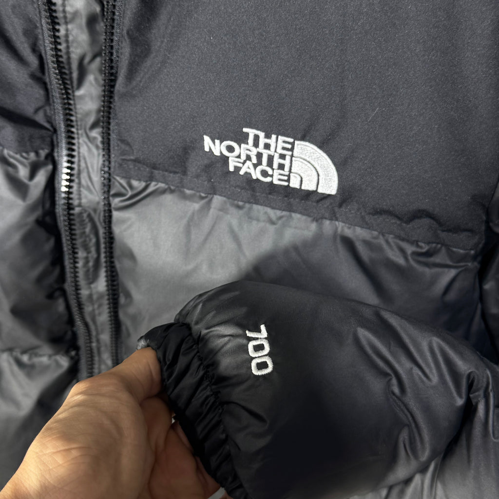 TNF 700 PUFFER JACKET BLACK