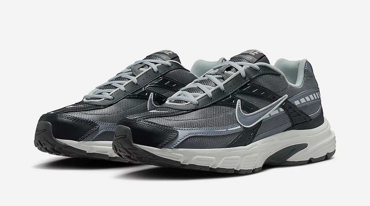 NIKE INITIATOR GREY