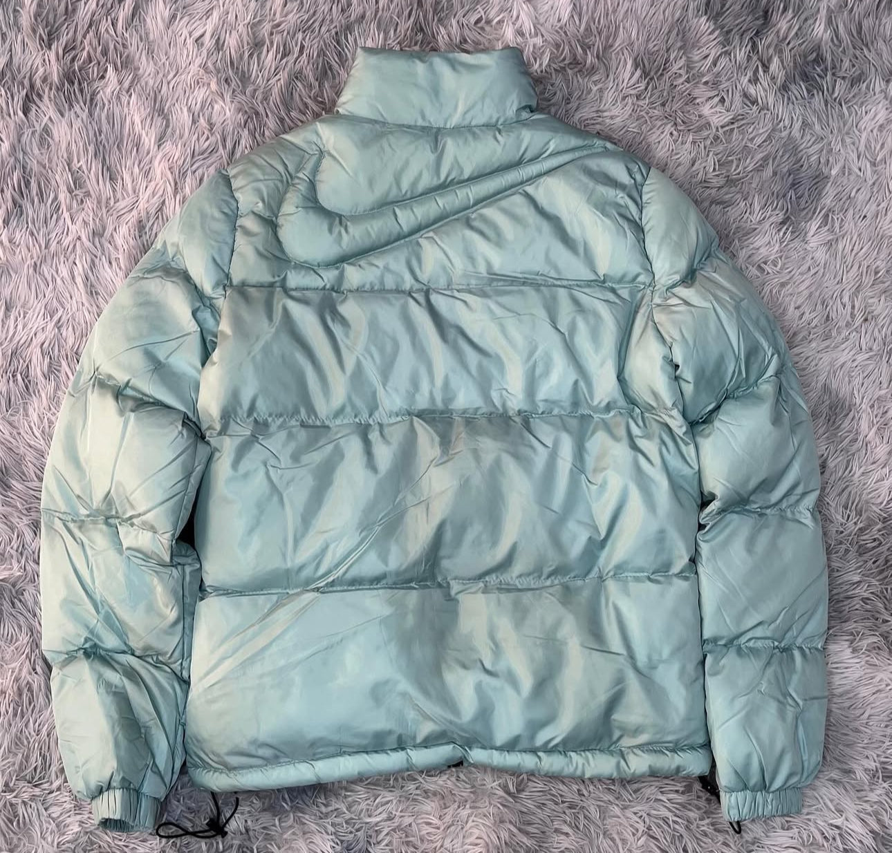 VESTE NOCTA VERTE