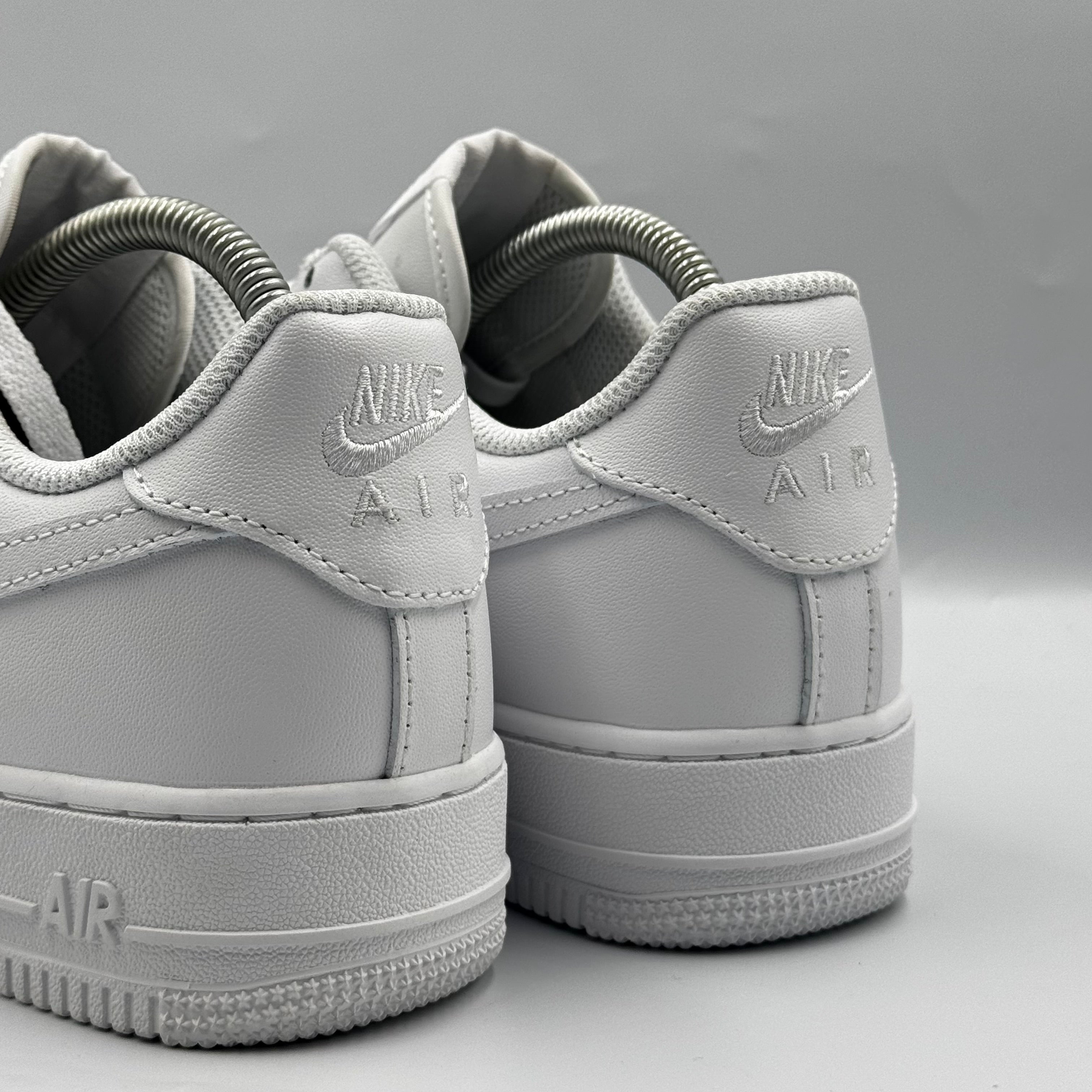 AIR FORCE TRIPLE WHITE ( HIGH QUALITY)