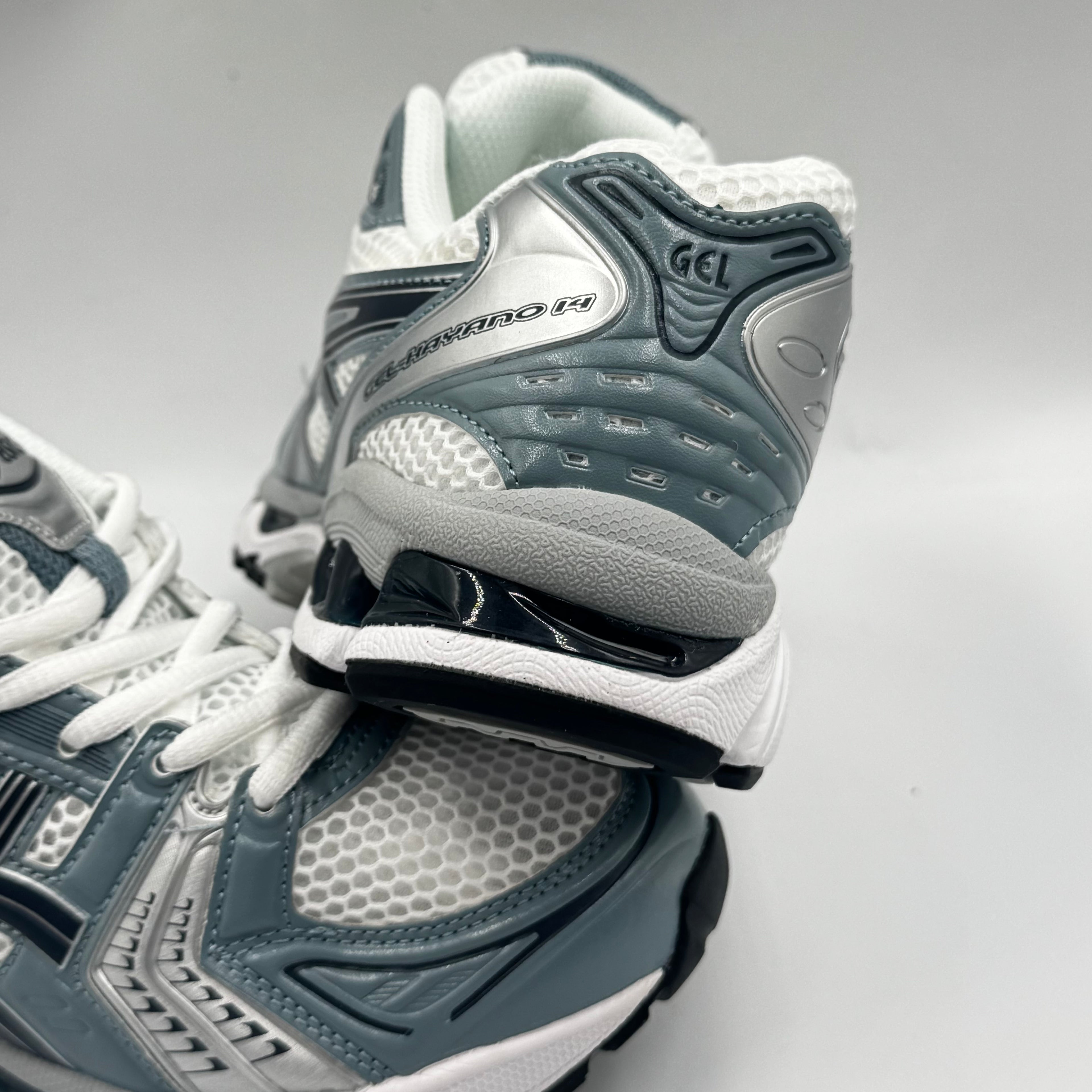 ASICS KAYANO 14 WHITE FJORD GREY